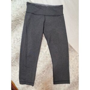 Lululemon cropped gray leggings size 6